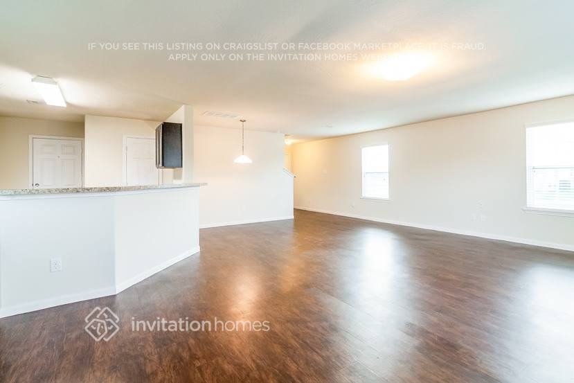 6111 El Oro Dr - Photo 3 of 17