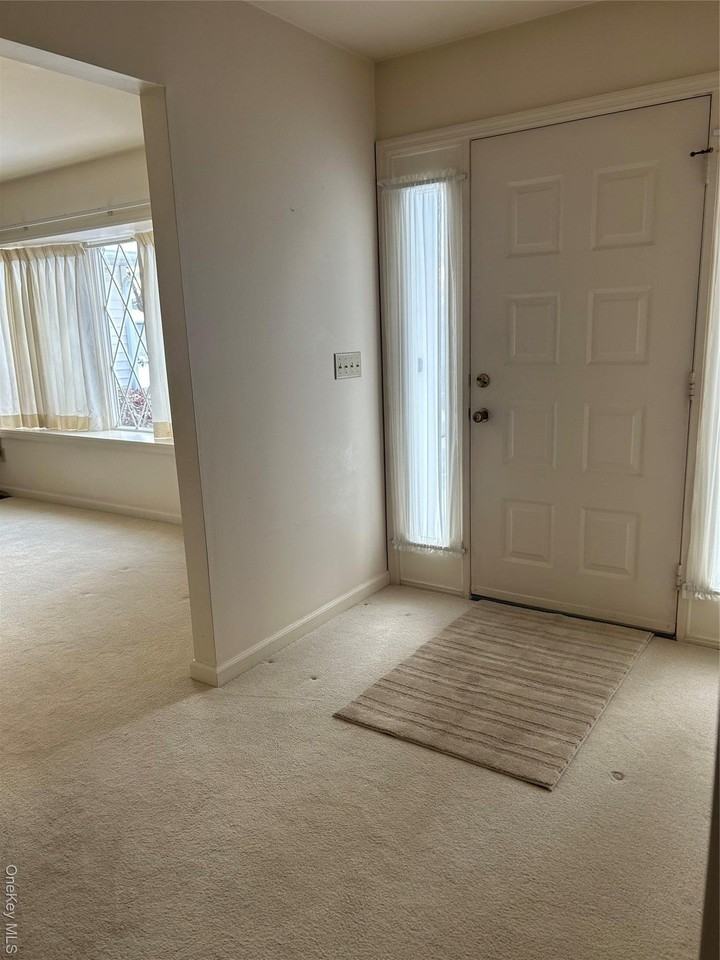 2 Scism Cir - Photo 3 of 29