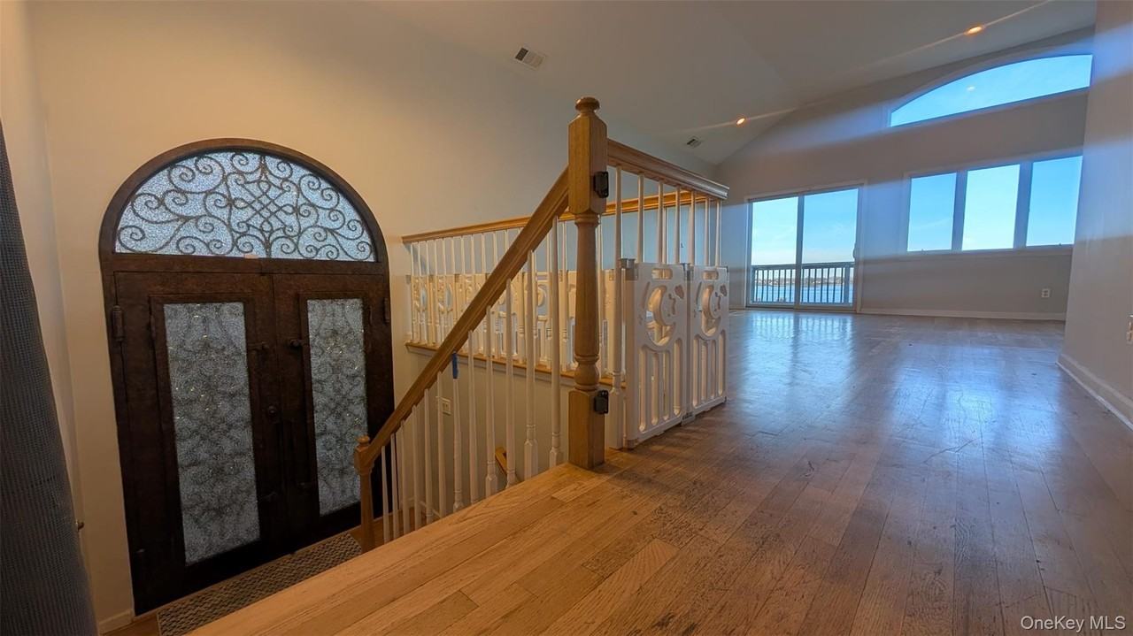 15095 Powells Cove Blvd - Photo 3 of 25