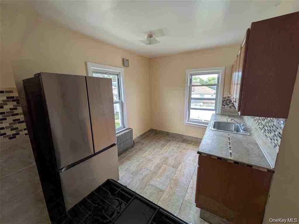 25715 148th Ave 2nd Fl #2ndFL - Photo 6 of 12