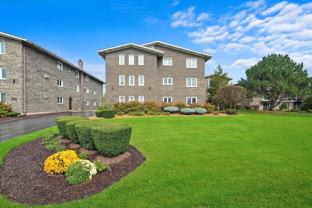 9016 140th Street #3A - Photo 1 of 1