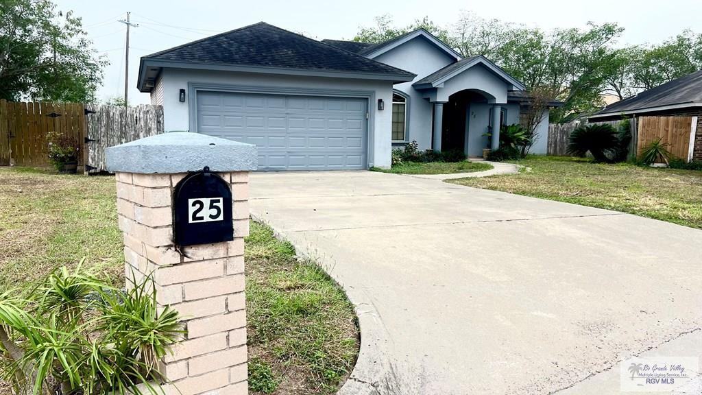 25 La Paz Ct - Photo 3 of 33