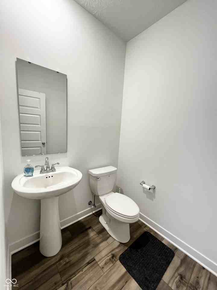 2725 Linwood Ave - Photo 6 of 18