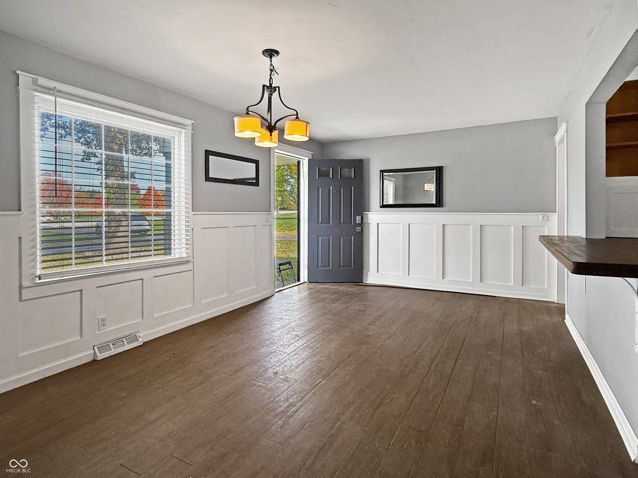 5325 West Smith Valley Road - Photo 3 of 17