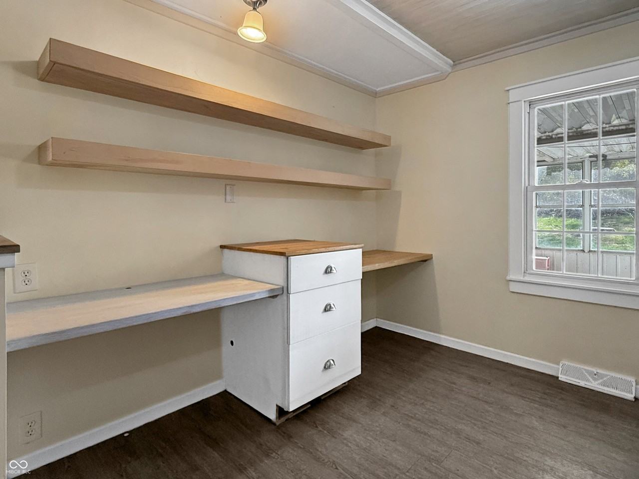 5325 West Smith Valley Road - Photo 7 of 17