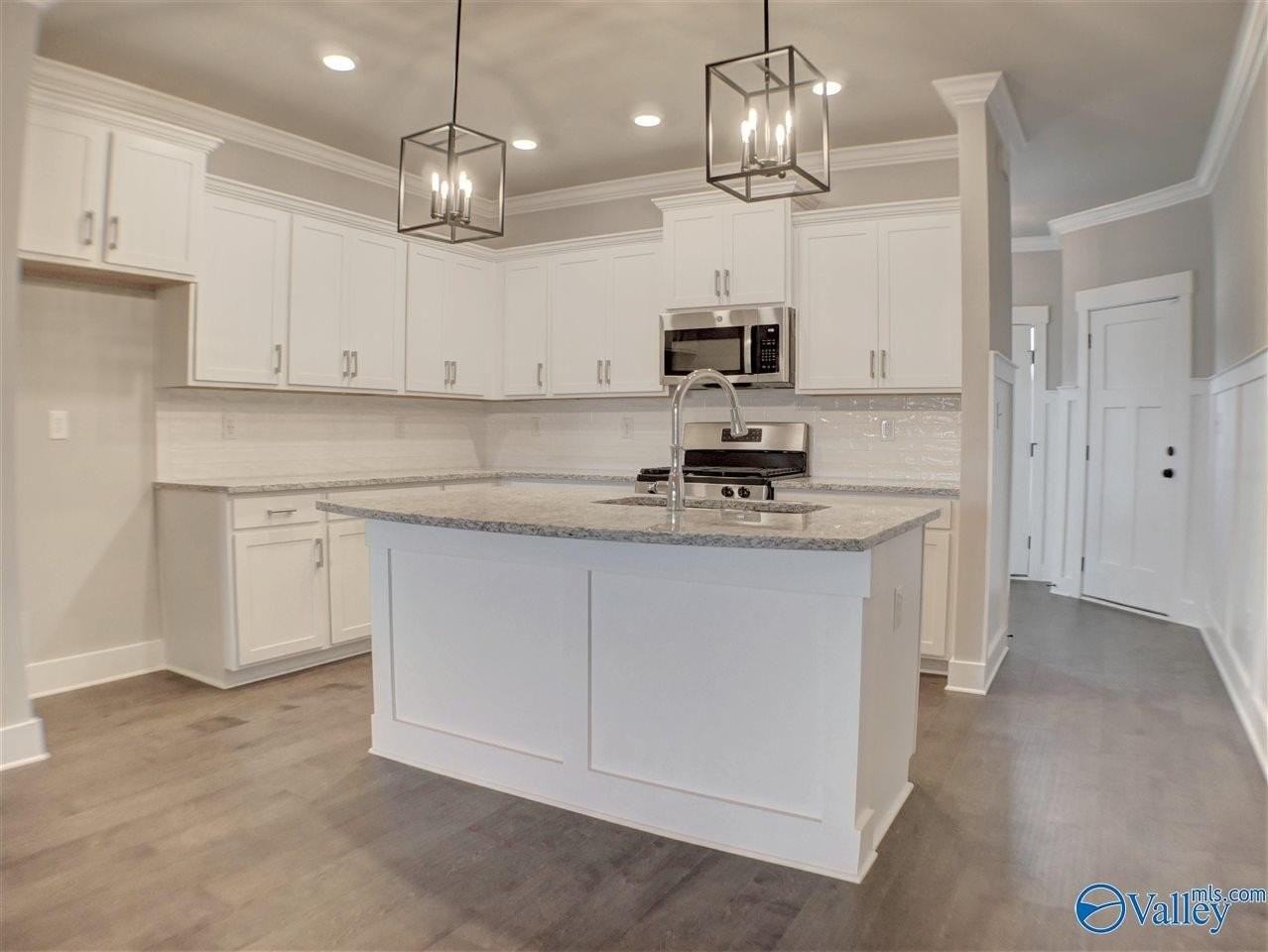 439 Ripple Lake Dr Sw - Photo 3 of 15