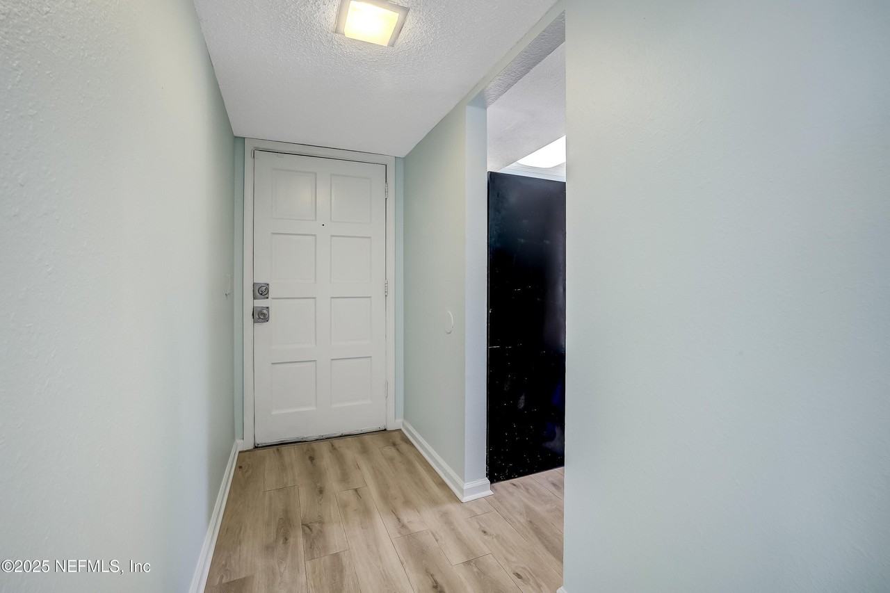 6561 Mission Ct Unit 4 #4 - Photo 3 of 42