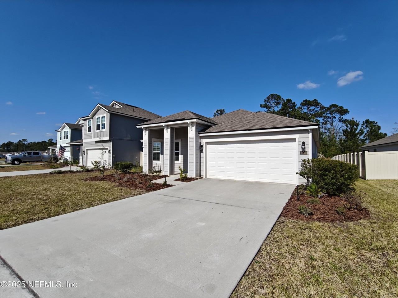 70481 Winding River Dr - Photo 3 of 50