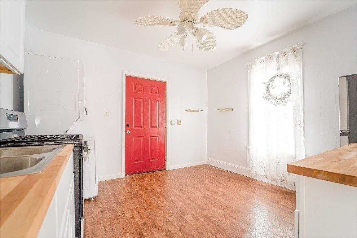 2 Bigelow St - Photo 3 of 10