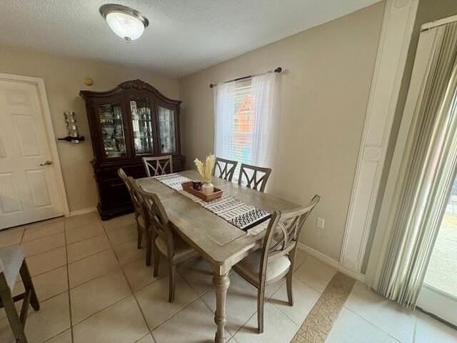 1308 Jeffrine Dr - Photo 7 of 24