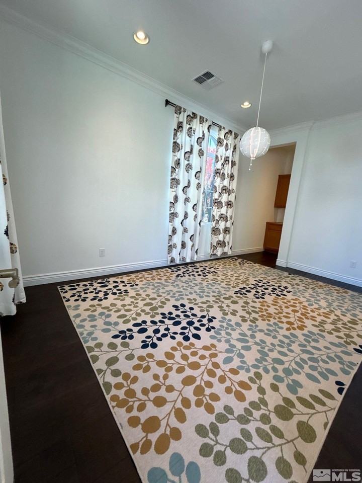 2070 Blue Boy Ln - Photo 5 of 31