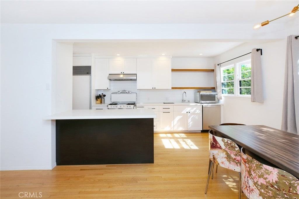 1113 Amoroso Place - Photo 5 of 28