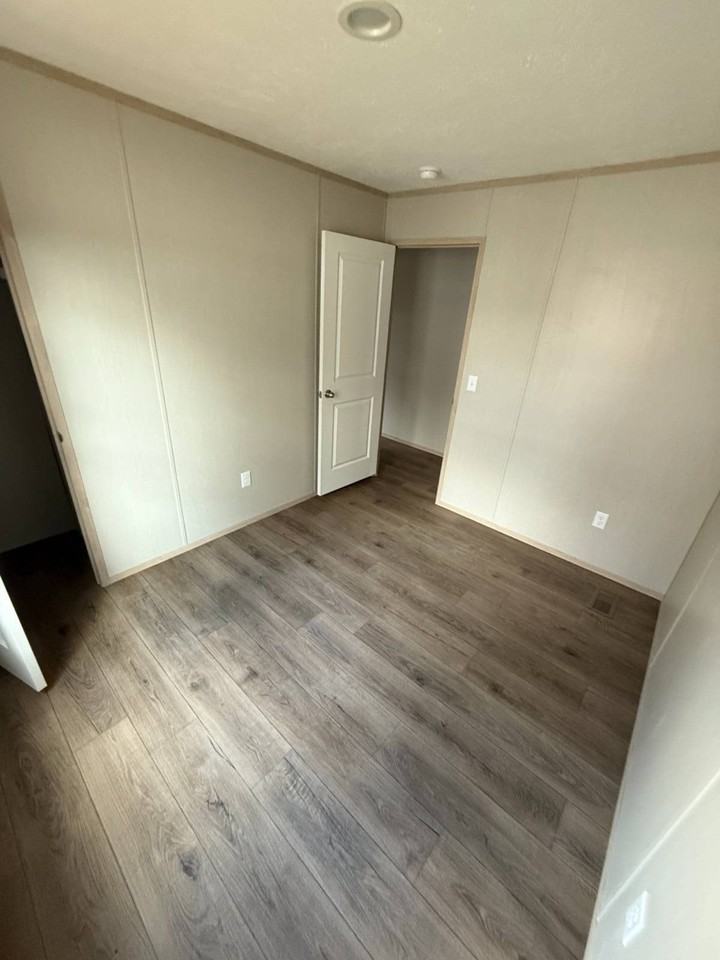 58B Buddy Blvd - Photo 4 of 7