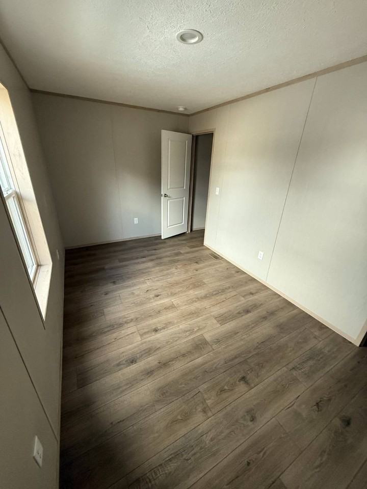 58B Buddy Blvd - Photo 5 of 7