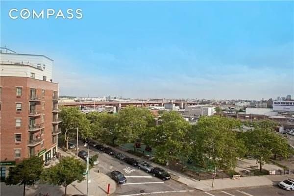 1017 Jackson Ave #5D - Photo 6 of 7