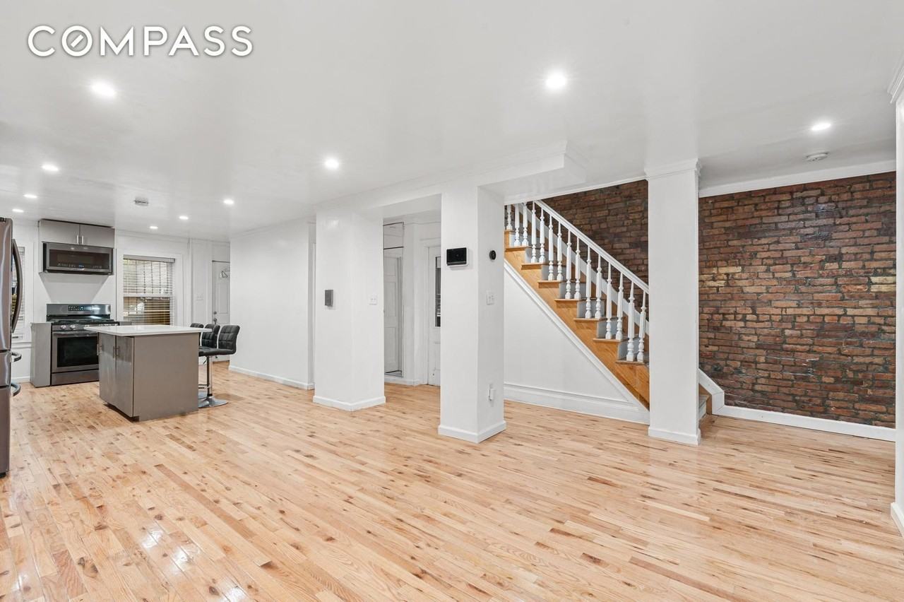 170 Macon St #1 - Photo 6 of 20