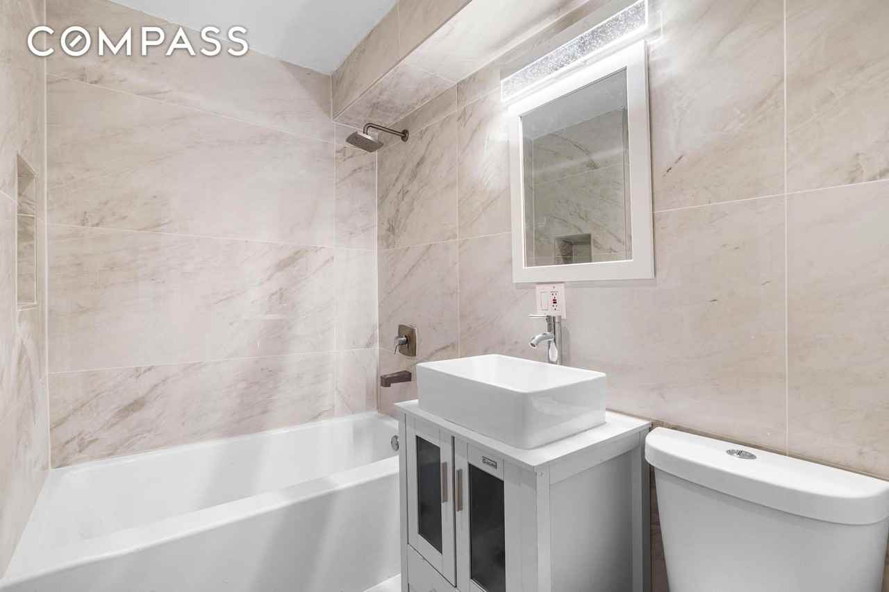 170 Macon St #1 - Photo 7 of 20