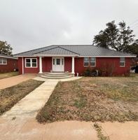 featured image of 2201 44th Street