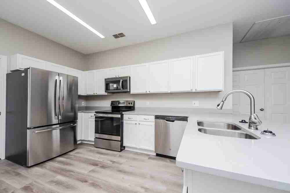 405 Acacia Tree Way - Photo 5 of 16