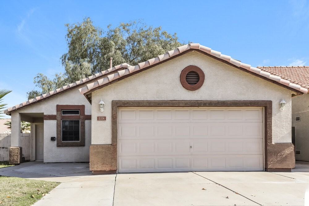 2231 North 89th Avenue