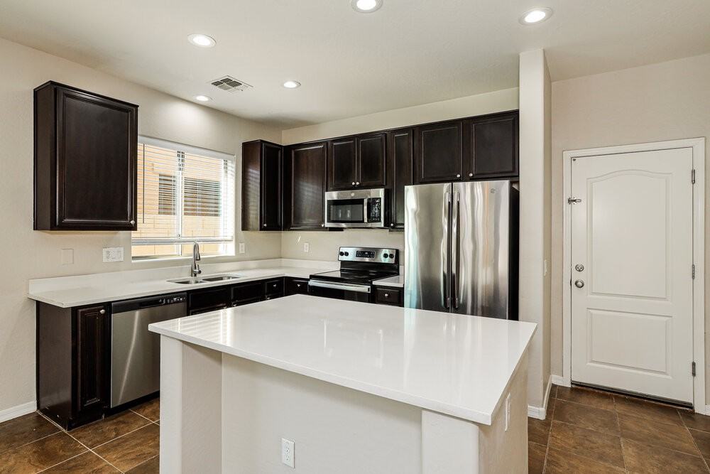 10433 W Hammond Ln - Photo 7 of 17