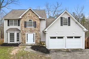 featured image of 1365 Lywellen Court