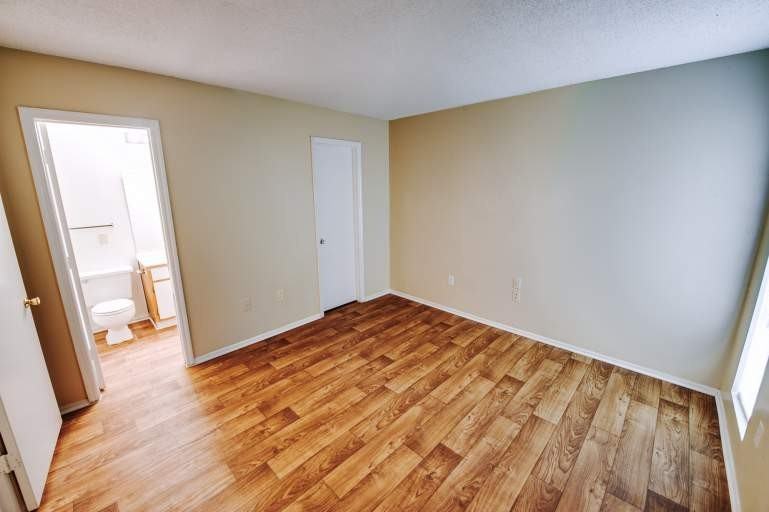 711 Farmhurst Drive - Photo 4 of 10