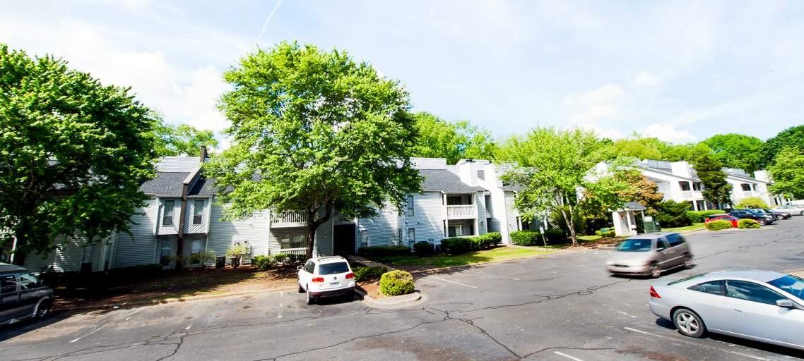 711 Farmhurst Drive - Photo 7 of 10