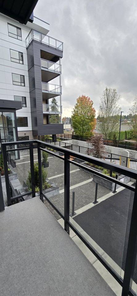 33886 Pine Street #202 - Photo 2 of 10