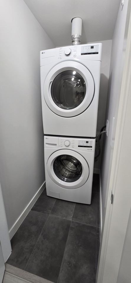 33886 Pine Street #202 - Photo 7 of 10