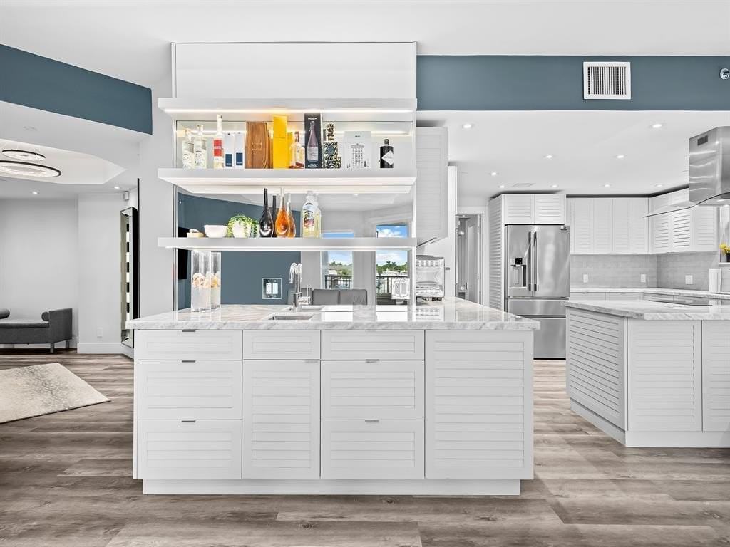 1050 Seminole Dr #2A - Photo 2 of 25