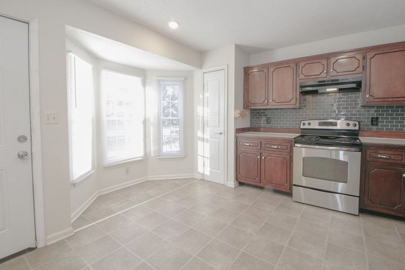 2000 Tynewood Dr #NA - Photo 4 of 16