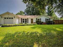 featured image of 2141 Stonehaven Road