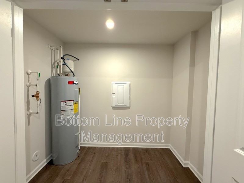 7133 Capstan Ter - Photo 7 of 28