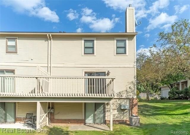 5652 Drake Hollow Dr E #31 - Photo 4 of 35