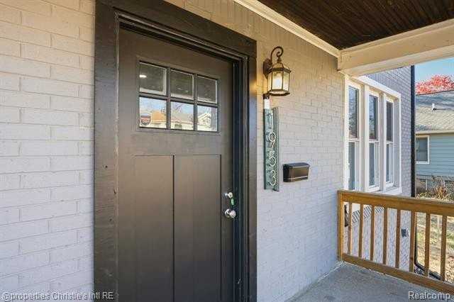 1953 Brighton St - Photo 3 of 23