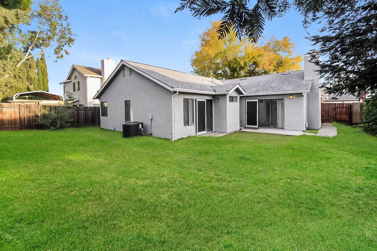 8156 Lakespring Way - Photo 2 of 15