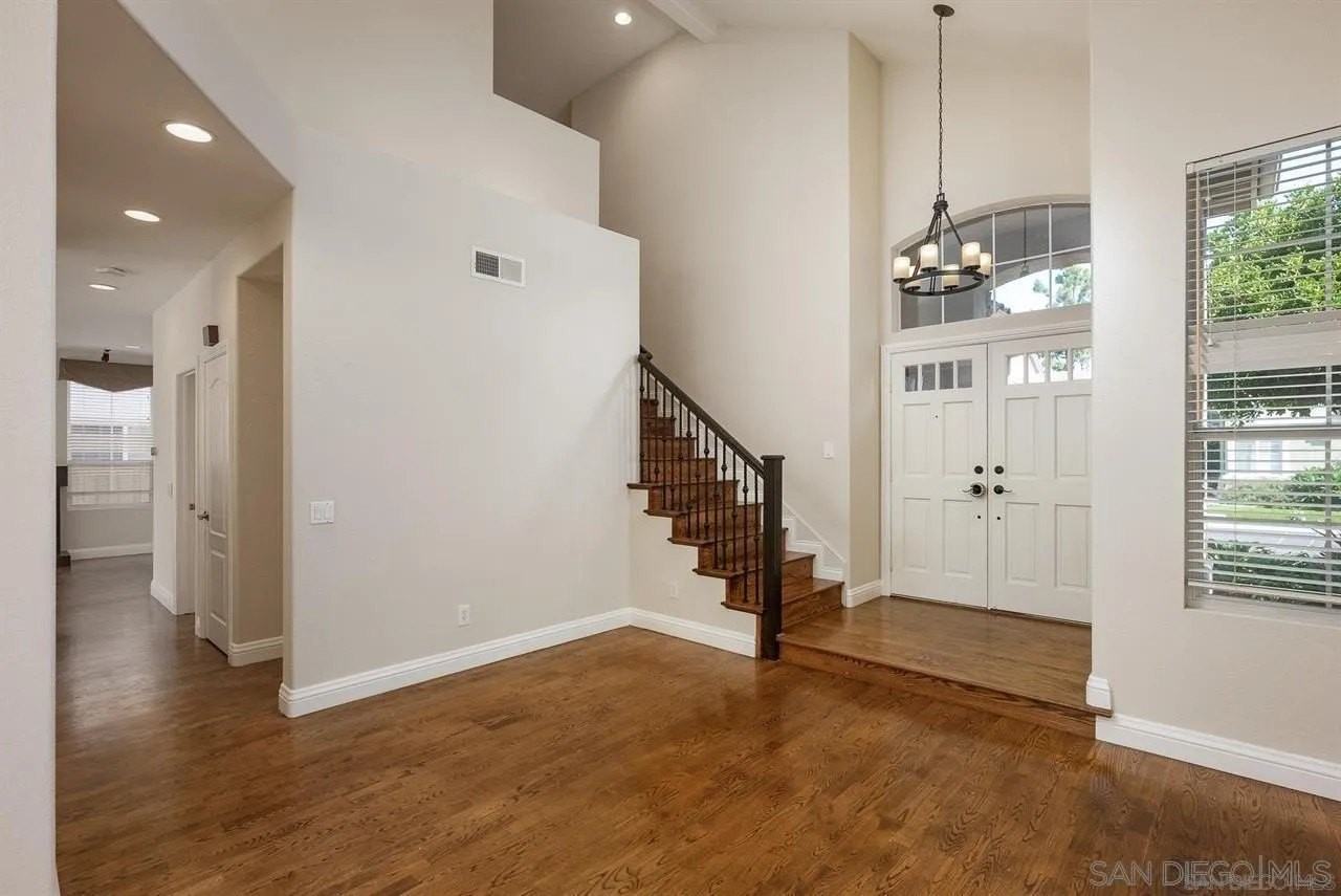 5251 Caminito Exquisito - Photo 3 of 29