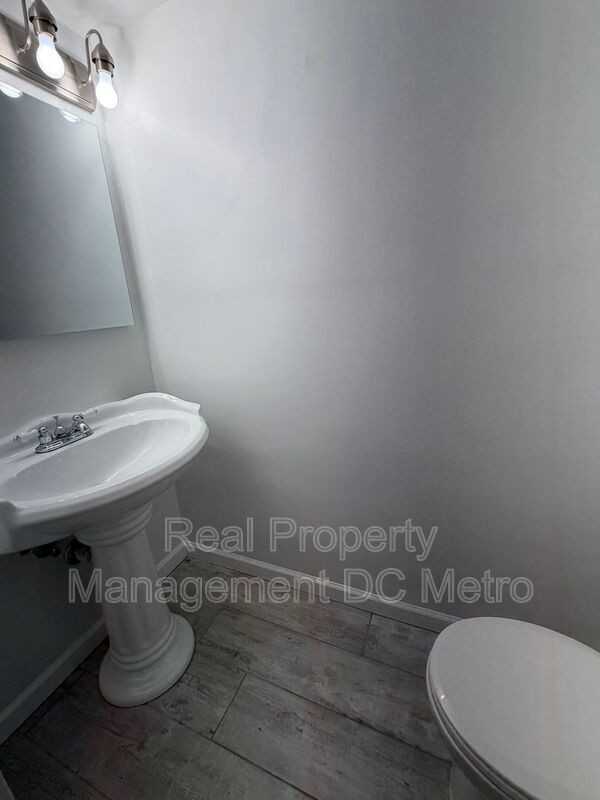 400 O St Sw - Photo 4 of 23