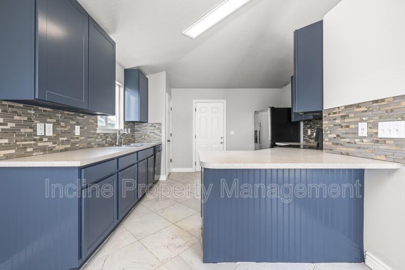 4016 S Sunrise Dr - Photo 5 of 21