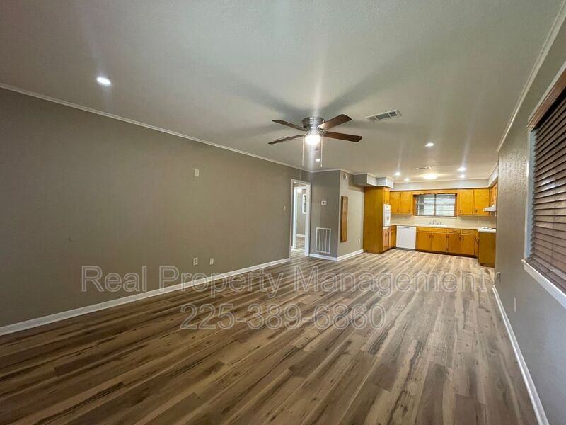 4225 W Central Ave - Photo 7 of 30