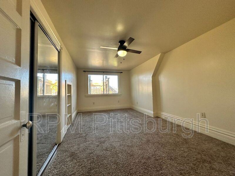 504 Coal St #5 - Photo 2 of 15