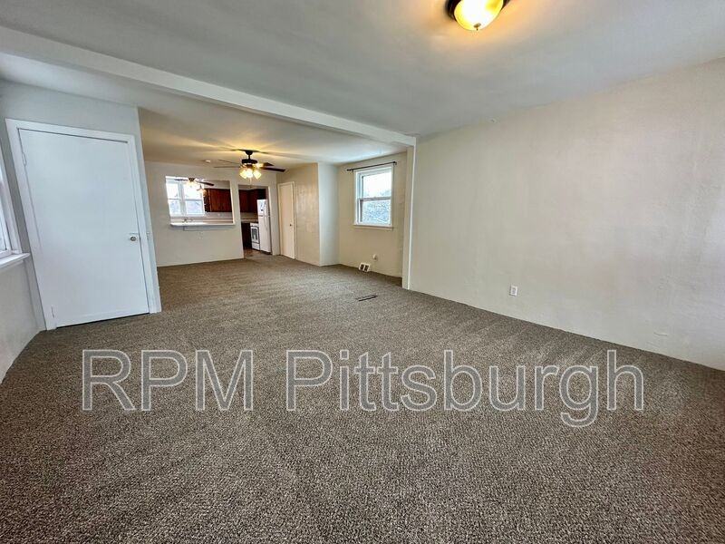 119 Fitler St - Photo 2 of 12