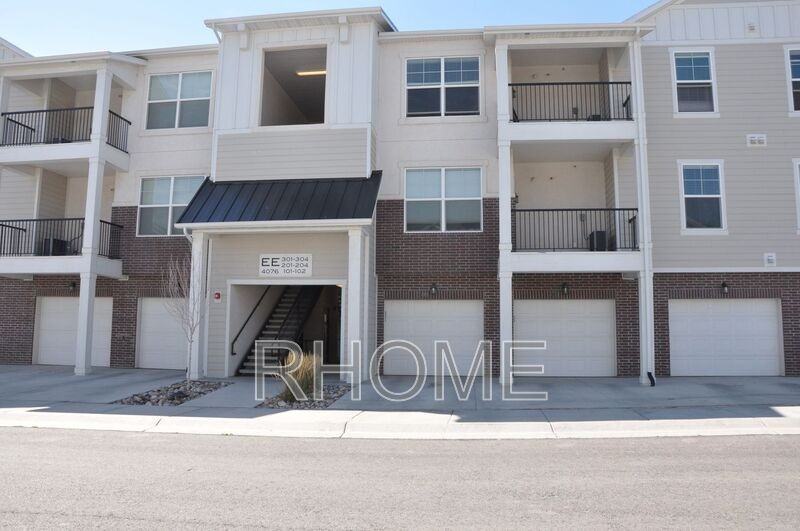 4076 Wn Ee - Photo 2 of 37