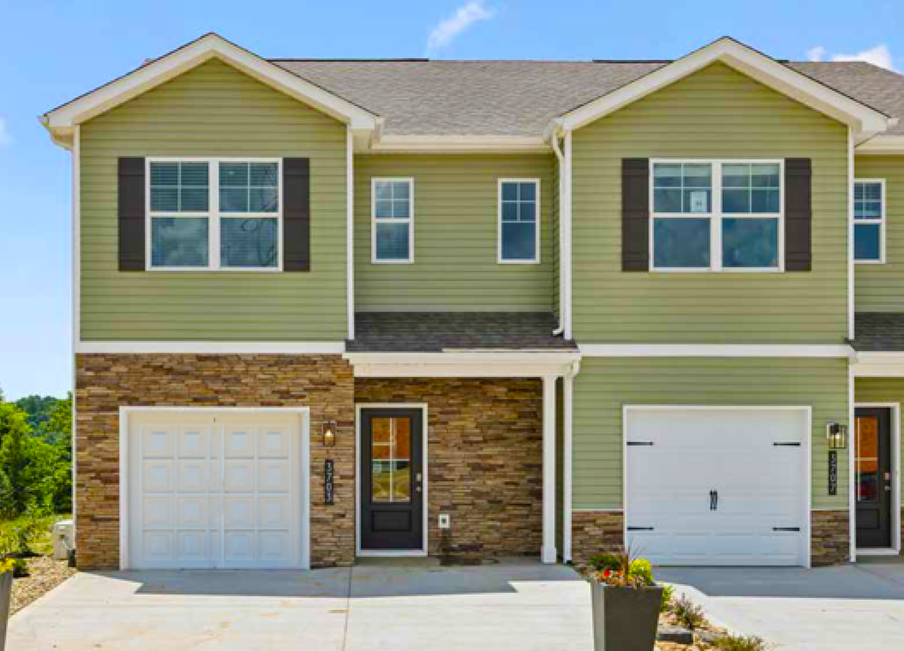 The Reserve at Three Ridges - Photo 2 of 17