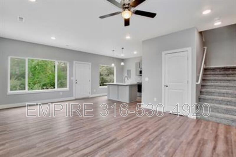 4775 E 45th St N - Photo 3 of 20