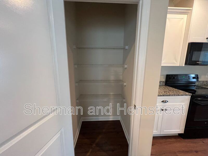 1301 Joiner Circle #1301 - Photo 4 of 16