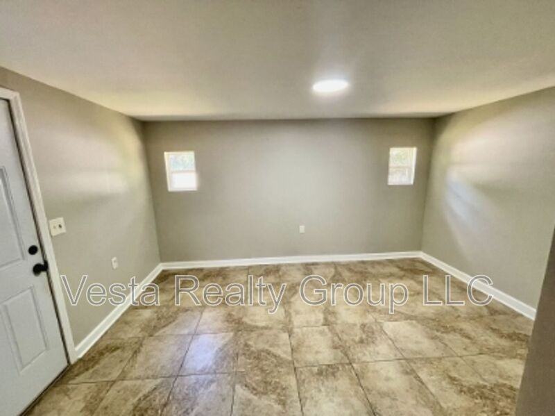 1595 Winston Drive - Photo 7 of 23