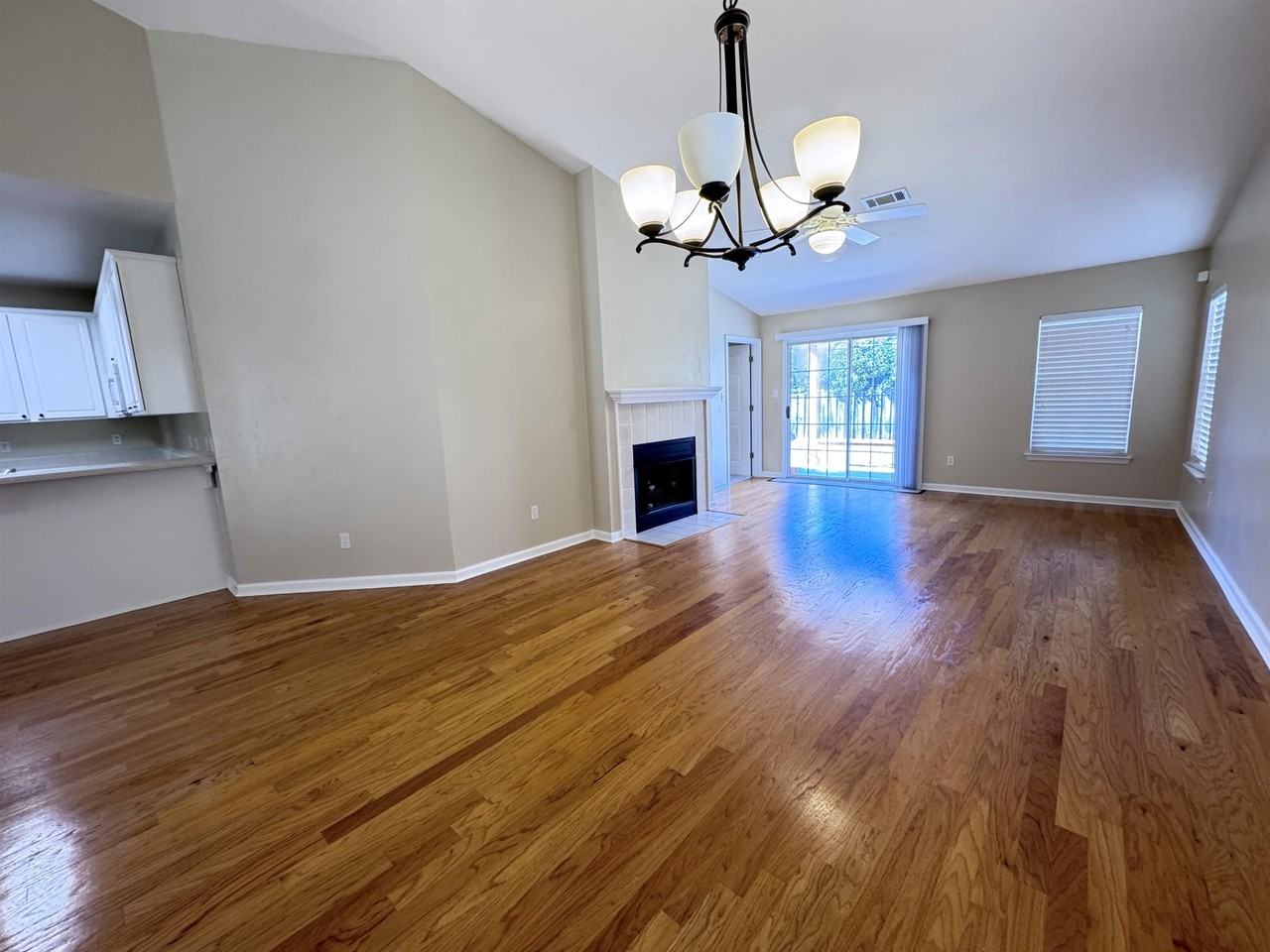 1125 Mosswood Chase - Photo 6 of 27