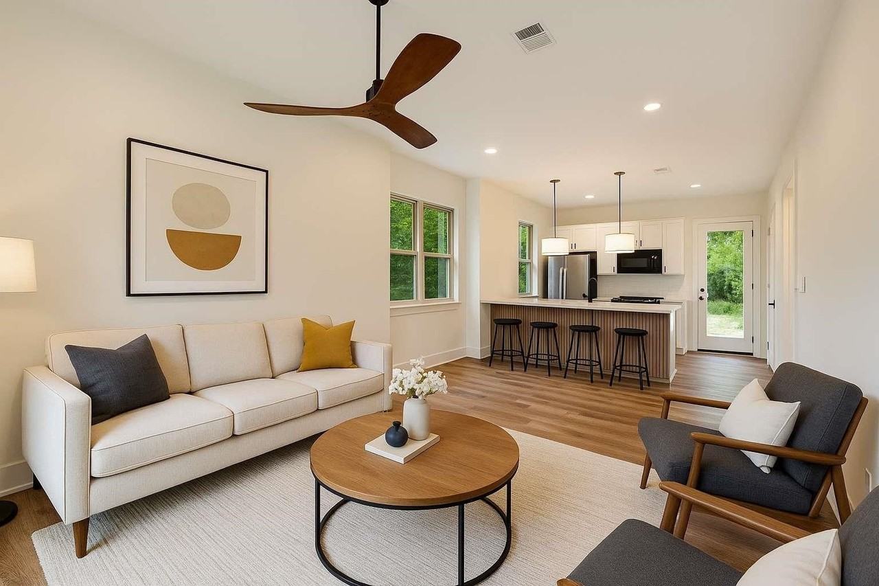 637 East Seaboard Street #2 - Photo 2 of 30